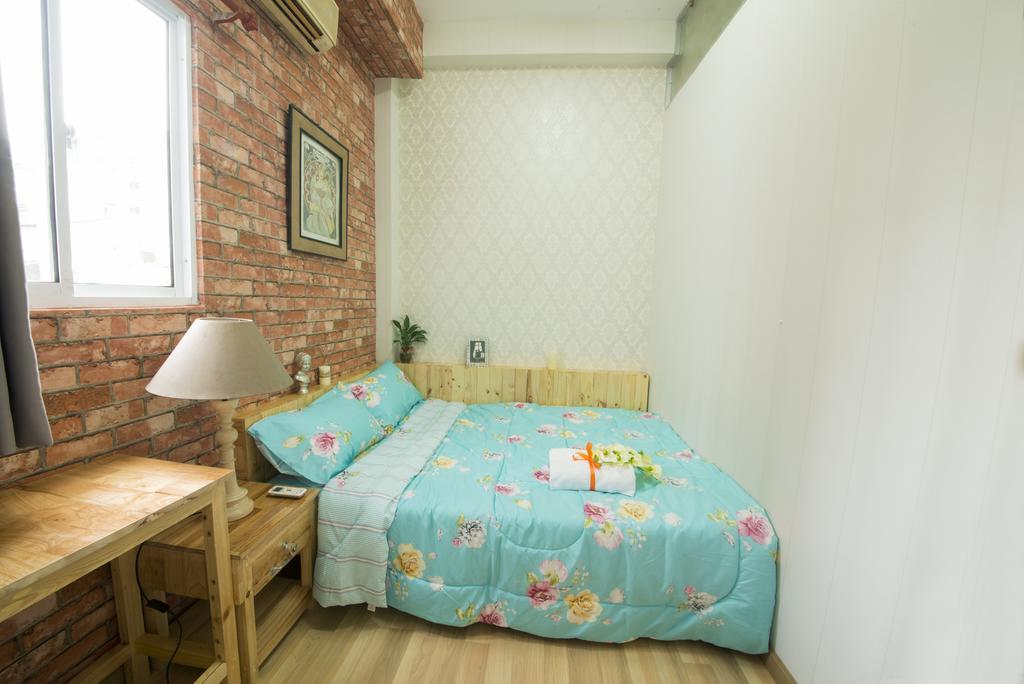 Wanderlust Saigon Hostel & Rooftop Bar Cidade de Ho Chi Minh Exterior foto