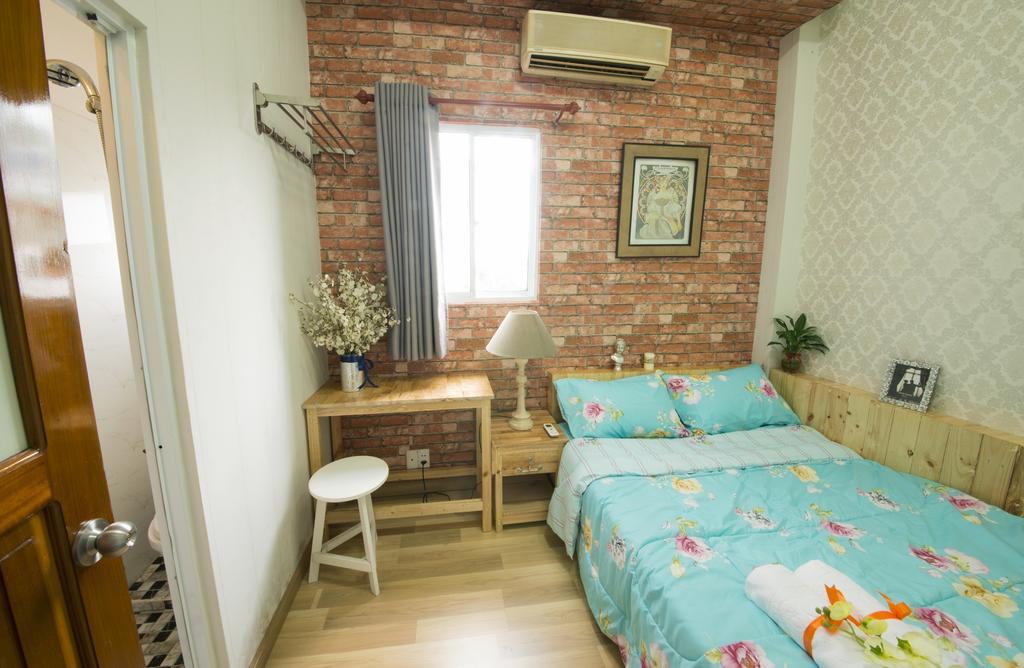 Wanderlust Saigon Hostel & Rooftop Bar Cidade de Ho Chi Minh Exterior foto