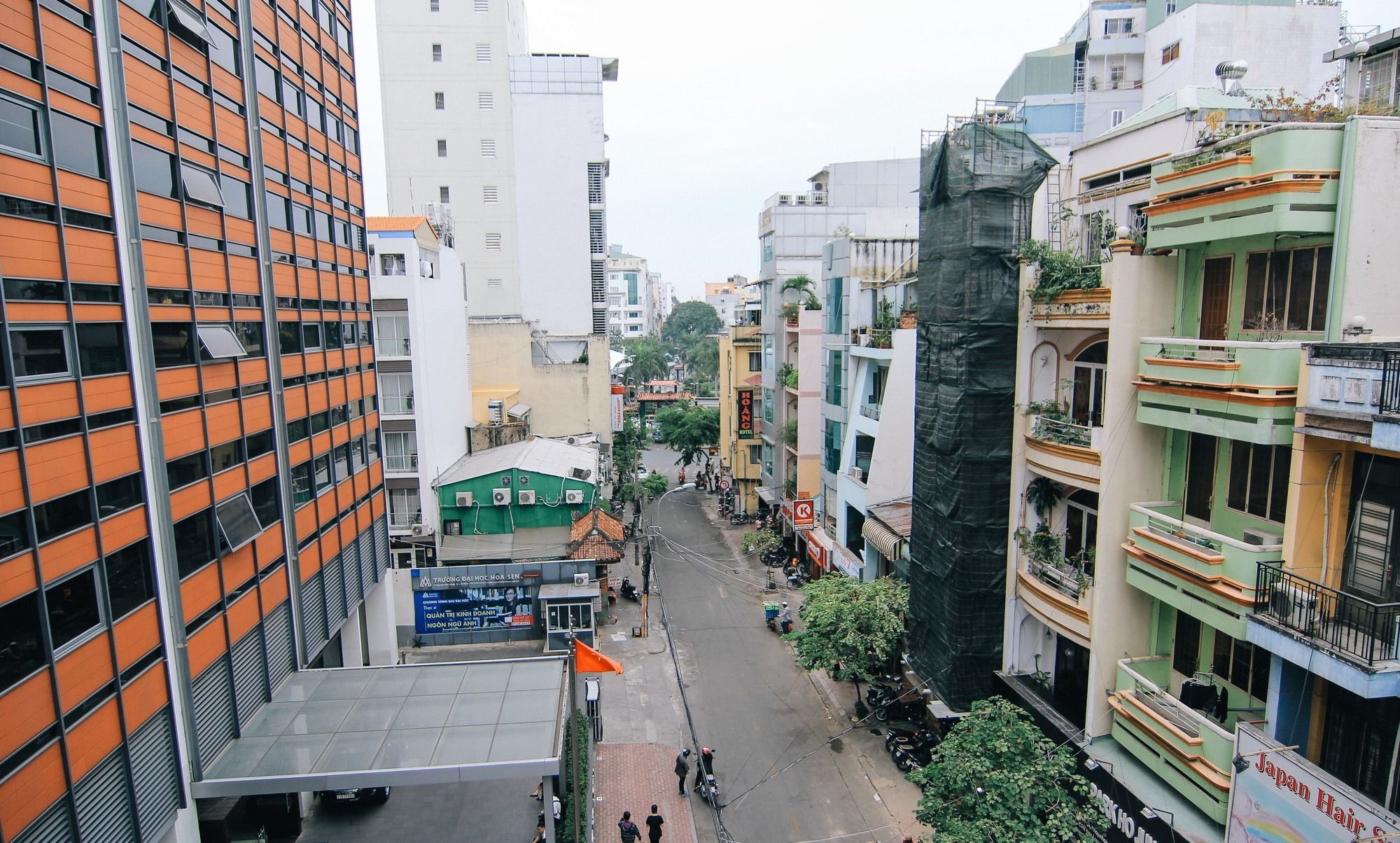 Wanderlust Saigon Hostel & Rooftop Bar Cidade de Ho Chi Minh Exterior foto