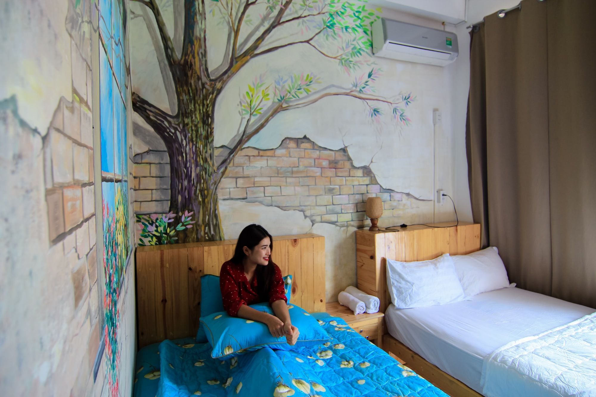 Wanderlust Saigon Hostel & Rooftop Bar Cidade de Ho Chi Minh Exterior foto